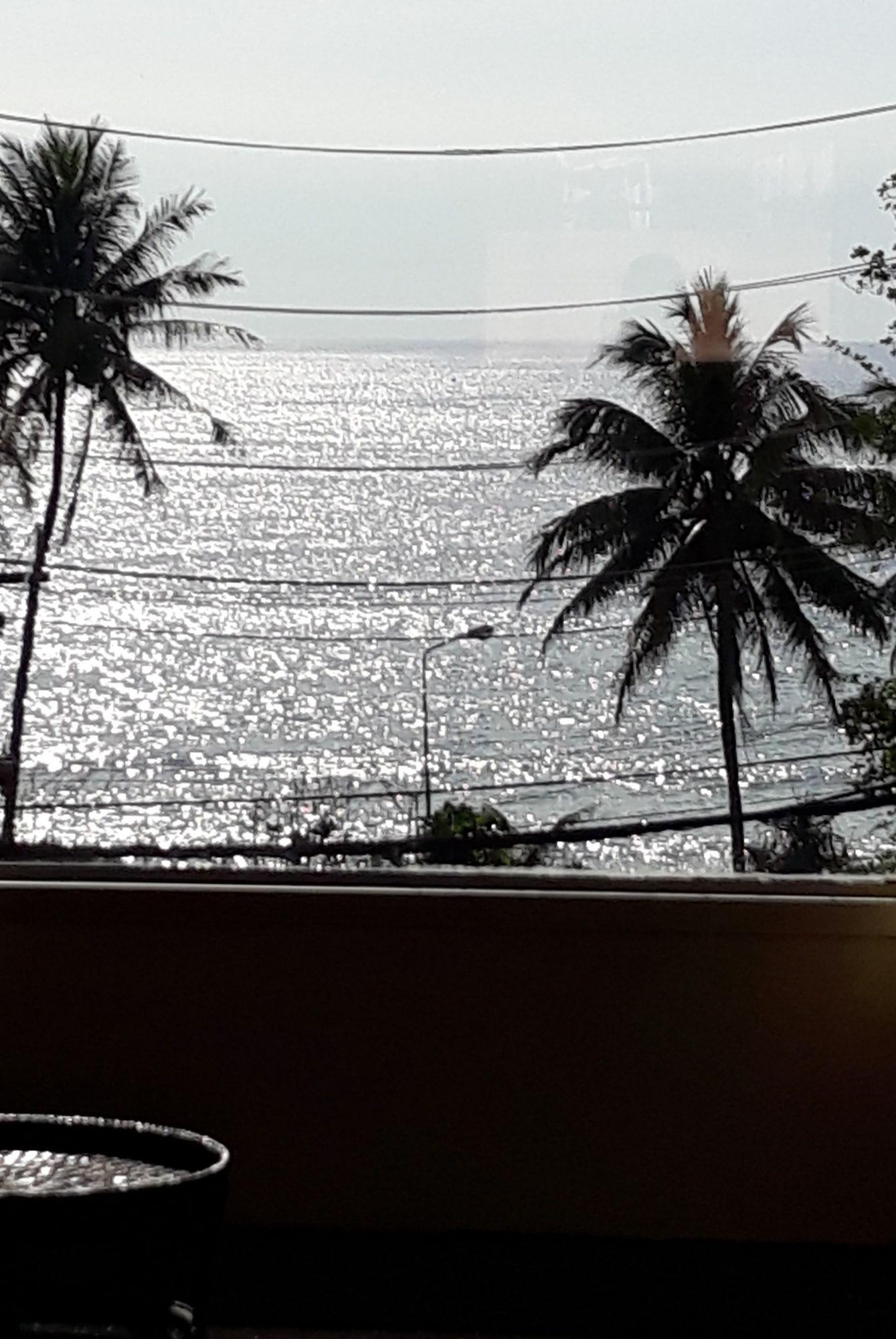 Porterhouse Beach Hotel Patong Eksteriør billede