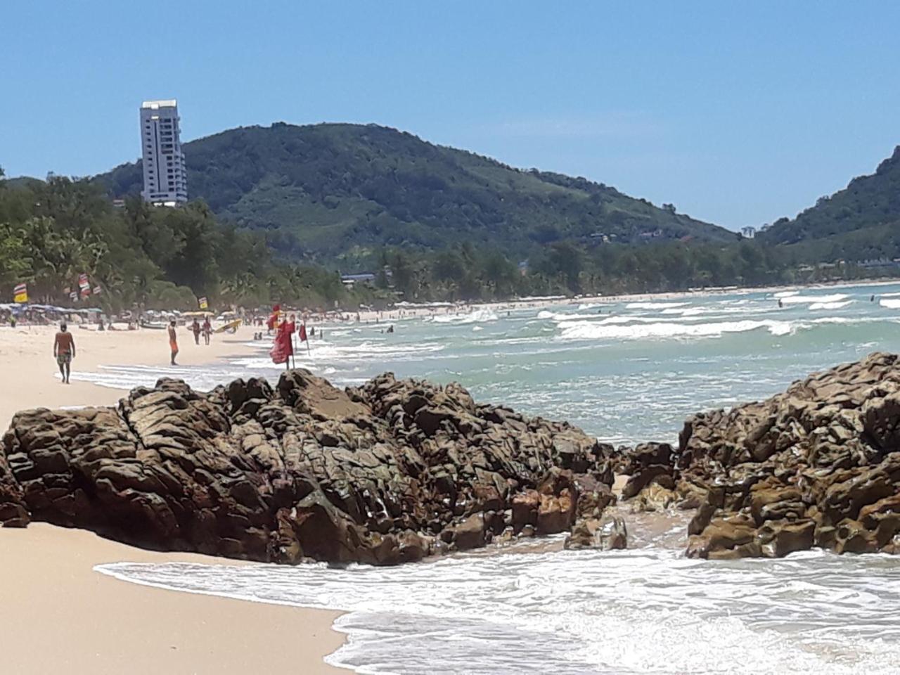 Porterhouse Beach Hotel Patong Eksteriør billede