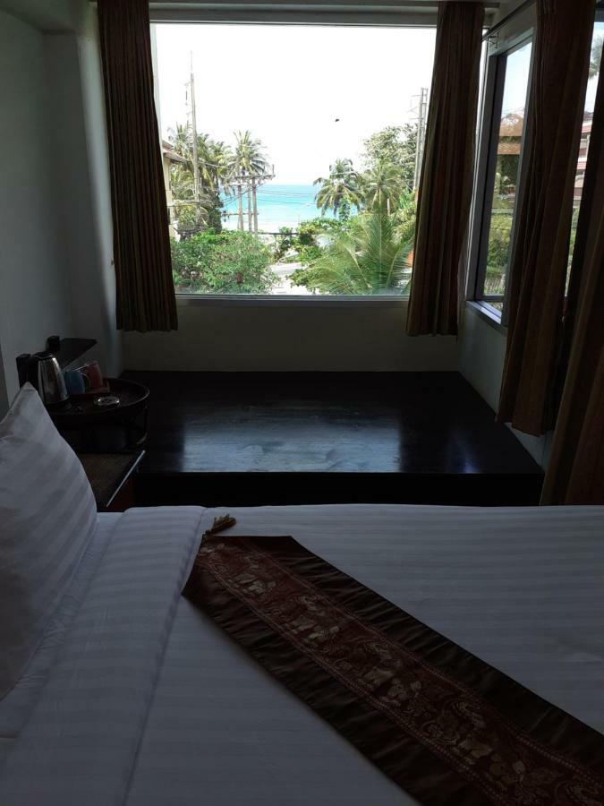 Porterhouse Beach Hotel Patong Eksteriør billede