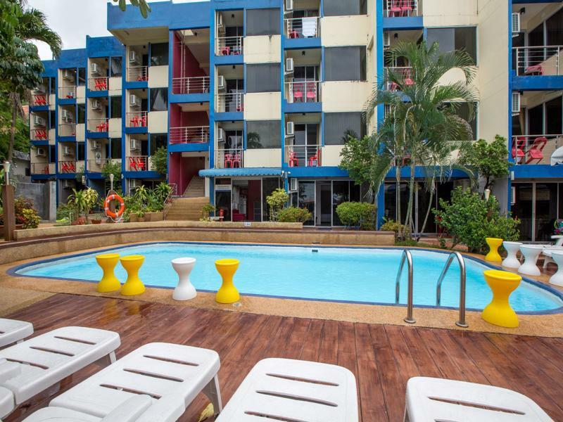 Porterhouse Beach Hotel Patong Eksteriør billede